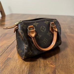 Louis Vuitton Mini Speedy